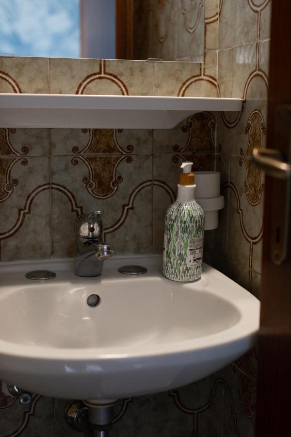 Hotel Villa Maris Римини Екстериор снимка