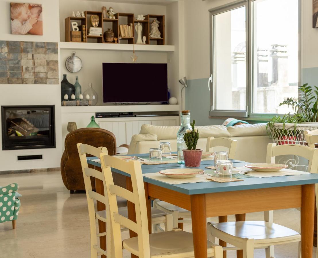Hotel Villa Maris Римини Екстериор снимка